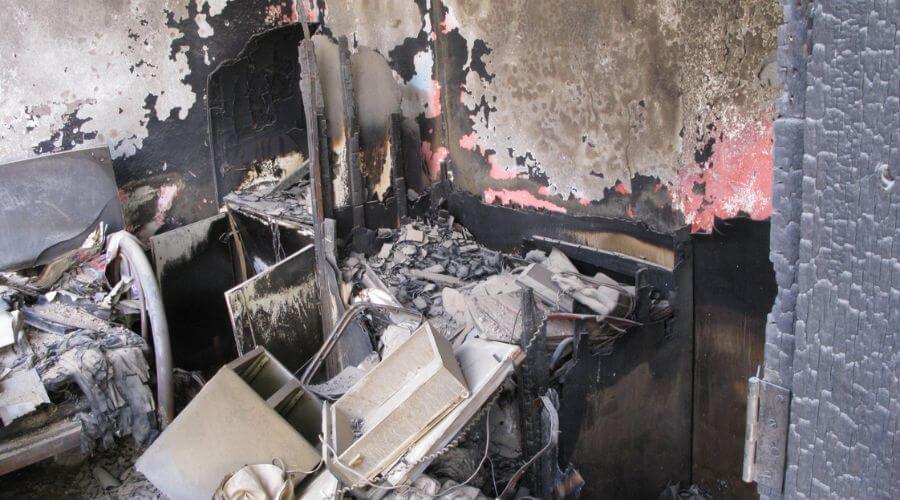 Why choose water damage restoration service for commercial water damage restoration in Surprise